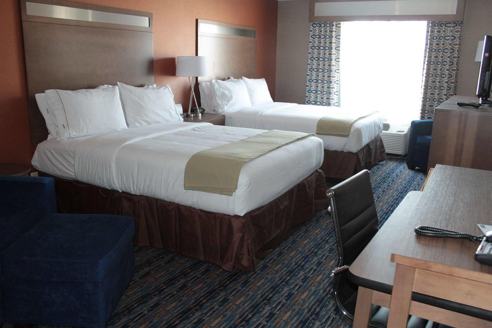 Holiday Inn Express Rocklin - Galleria Area By Ihg Zewnętrze zdjęcie